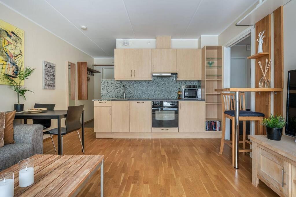 Cozy Cove At Solsiden - 2Br Familyfriendly Apartment Trondheim Exterior photo